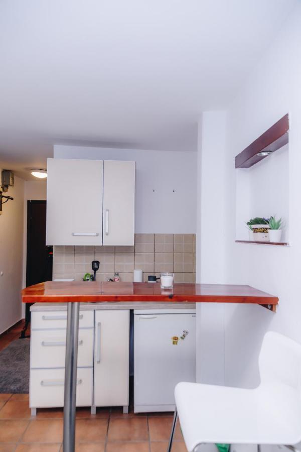 Apartments Luka クラグイェヴァツ エクステリア 写真